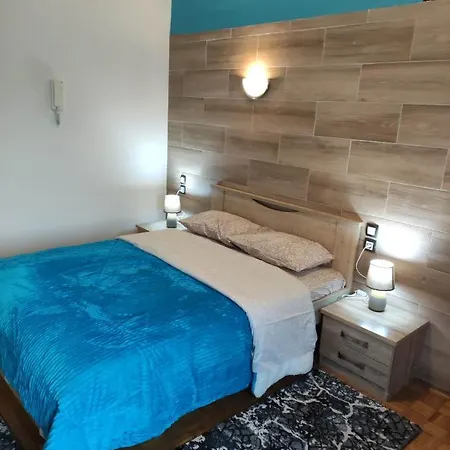 G M 5 Rooms Kentro In The Heart Of The City Larissa Exterior photo