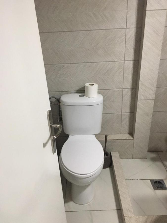 G M 5 Kentro In The Heart Of The Apartment Larissa